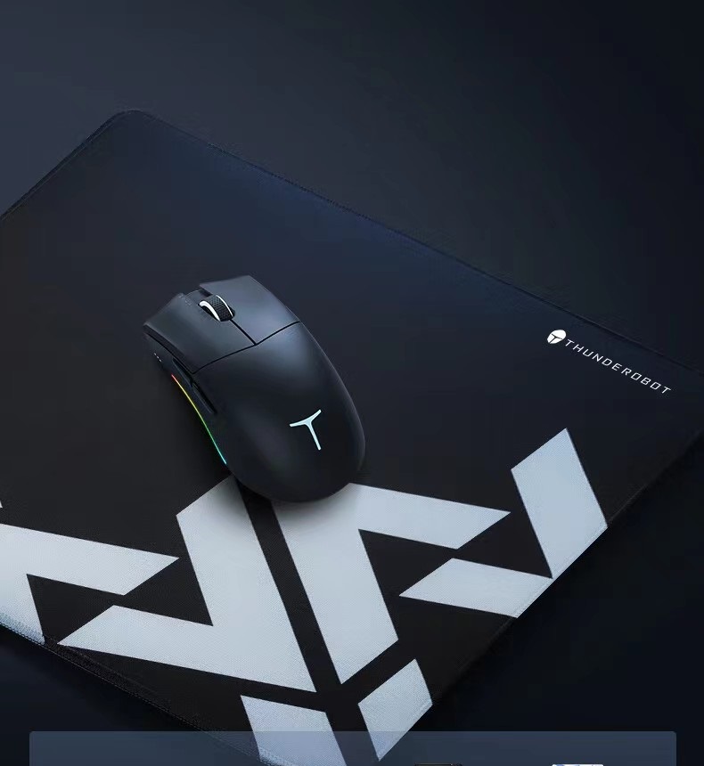 Thunderobot Gaming Mousepad Master M1-450