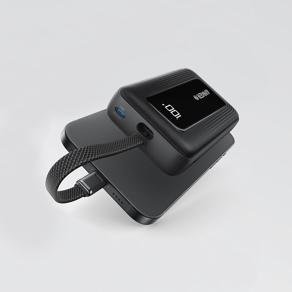 Anker Mobile Powerbank 10000 30W Built-In USB-C Cable Black